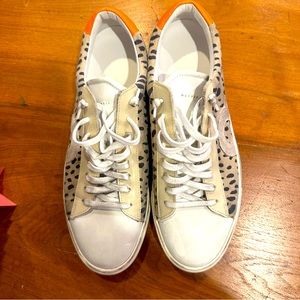 Size 11 Oliver Cabell court shoes with leopard print/orange details.